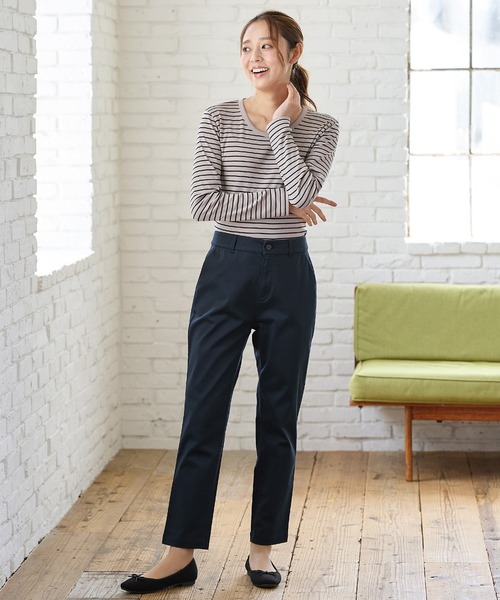 Honeys(ハニーズ)の「チノテーパード(股下66cm)(チノパンツ・レディース・ネイビー/モカ/ブラック/ライトベージュ/カーキ/ブラウン・3L/L/LL/M/S)」の8枚目の写真