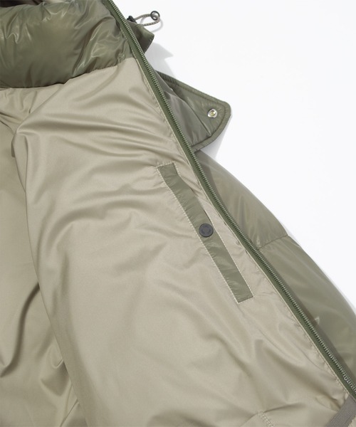 F/CE. (エフシーイー)の「F/CE. PERTEX MINIMAL PADDING PARKA / エフシーイー パーテックス ミニマルパディングパーカー(ダウンジャケット/コート・メンズ・オリーブ/ブラック・X-LARGE/LARGE/MEDIUM/SMALL)」の16枚目の写真