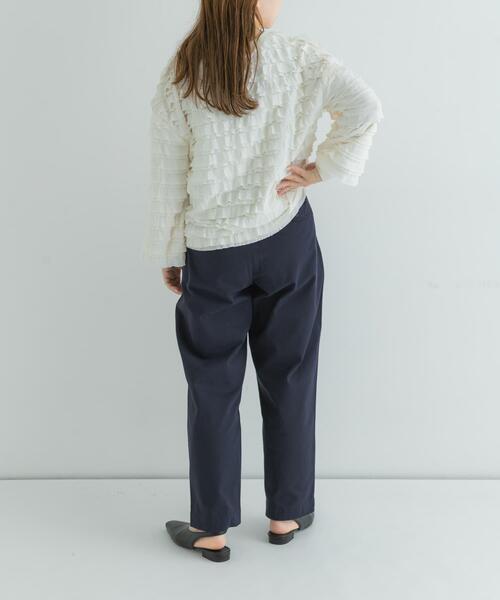 URBAN RESEARCH Sonny Label（アーバンリサーチサニーレーベル）の「3/2WORKS ツータックチノパンツ（その他パンツ・レディース・ベージュ/ネイビー・SMALL/MEDIUM/LARGE）」の8枚目の写真