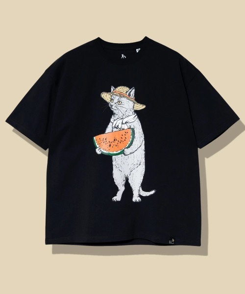 go slow caravan(ゴースローキャラバン)の「USA/Cスイカ猫 ゆったり TEE(Tシャツ/カットソー・メンズ・アイボリー/ブラック・MEDIUM/LARGE/X-LARGE)」の1枚目の写真