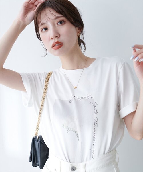 natural couture（ナチュラルクチュール）の「アソートフラワーフォトＴ（Tシャツ/カットソー・レディース・その他3/その他2/その他1・FREE）」の5枚目の写真