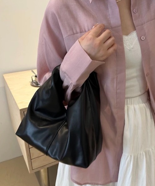 ampm（エーエムピーエム）の「ソフトフェイクレザー変形ハンドバッグ（ハンドバッグ・レディース・ブラック/ホワイト/ブラウン・FREE）」の17枚目の写真