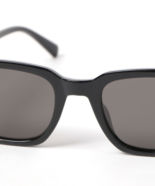 LAKOLE（ラコレ）の「偏光カラーサングラス / 571969（サングラス・メンズ・ブラック/イエロー/グリーン・FREE）」の6枚目の写真