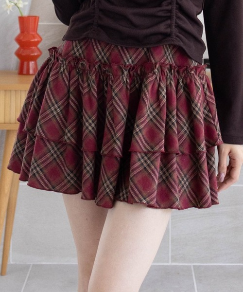 clear（クリア）の「2段フリルティアードチェックミニスカート[ガーリー 着回し抜群]（スカート・レディース・ブラック/ブラウン/レッド・F）」の2枚目の写真