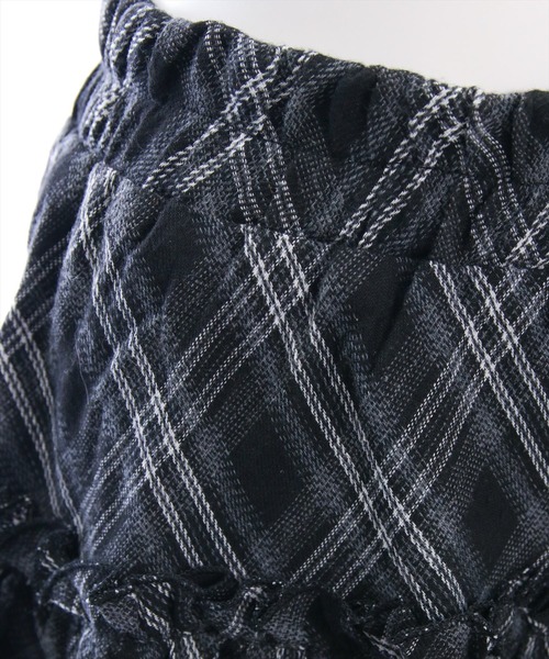 clear（クリア）の「2段フリルティアードチェックミニスカート[ガーリー 着回し抜群]（スカート・レディース・ブラック/ブラウン/レッド・F）」の17枚目の写真