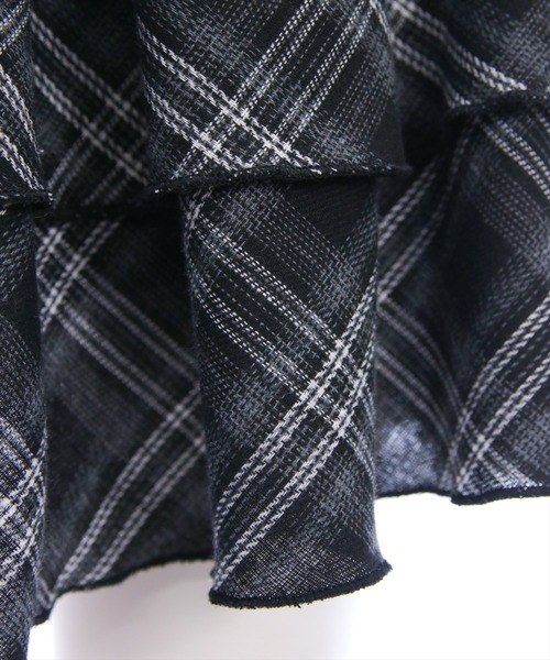 clear（クリア）の「2段フリルティアードチェックミニスカート[ガーリー 着回し抜群]（スカート・レディース・ブラック/ブラウン/レッド・F）」の15枚目の写真