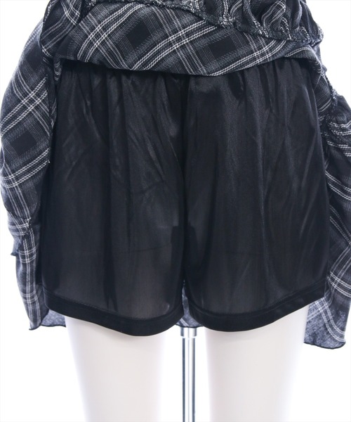 clear（クリア）の「2段フリルティアードチェックミニスカート[ガーリー 着回し抜群]（スカート・レディース・ブラック/ブラウン/レッド・F）」の16枚目の写真