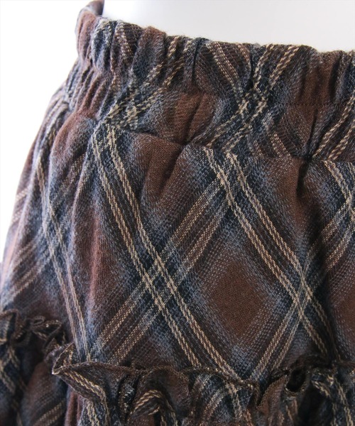 clear（クリア）の「2段フリルティアードチェックミニスカート[ガーリー 着回し抜群]（スカート・レディース・ブラック/ブラウン/レッド・F）」の18枚目の写真