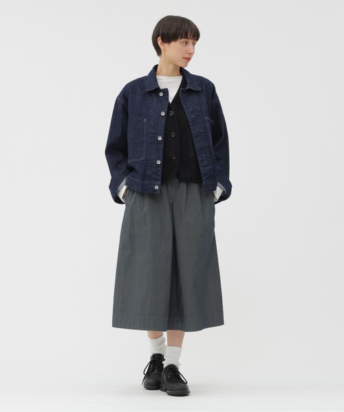 MHL.(エムエイチエル)の「DENSE COTTON NYLON(スカート・レディース・ネイビー/ダークグリーン・1/2/3)」の3枚目の写真