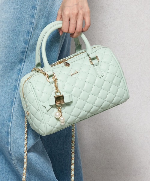 dazzlin（ダズリン）の「【dazzlin/ダズリン】キルティング　リボンキーチャーム付ボストンバッグ／500mlペットボトル収納可（ボストンバッグ・レディース・ブラック/ピンク/アイボリー/ミント・FREE）」の11枚目の写真