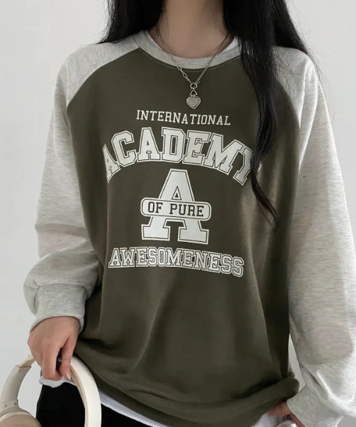 SHEPP(シープ)の「ラグランプリントロゴ ルーズロンT(Tシャツ/カットソー・レディース・カーキ/グレー/ネイビー・L/M)」の1枚目の写真