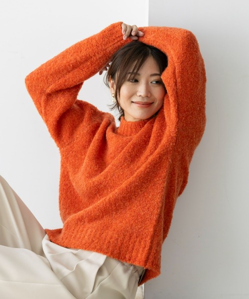 UNDOVE(アンドゥーブ)の「UNDOVE やわらかブークレニットプルオーバー 【洗えるニット/ウォッシャブル/UV/カラーニット/ボリュームニット/もこもこ】(ニット/セーター・レディース・オレンジ/チャコール/ブラウン系/アイボリー・MEDIUM/LARGE/X-LARGE)」の9枚目の写真