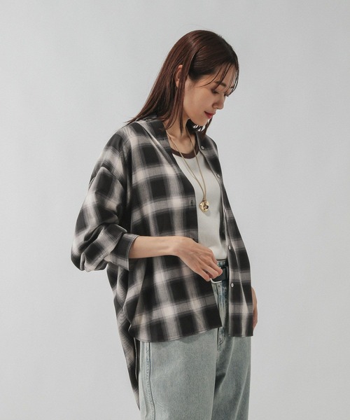 GLOBAL WORK(グローバルワーク)の「チェックシャツ長袖/579509(シャツ/ブラウス・レディース・ブルー系その他/ブラウン系その他/ブラック系その他/ブラウン系その他7・FREE)」の14枚目の写真