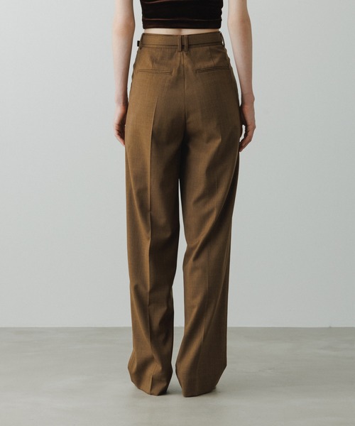 ADAM ET ROPE'（アダムエロペ）の「【EMOELLE】ベルテッドスラックス（スラックス・レディース・グレー系その他/イエロー系その他3・36/38）」の8枚目の写真