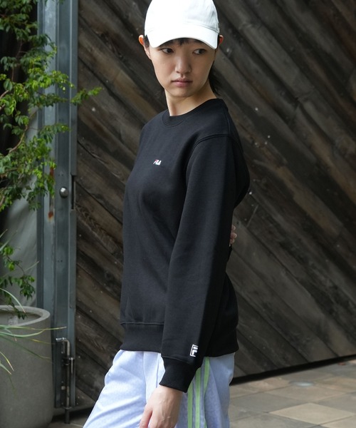 FILA(フィラ)の「【FILA/フィラ】ワンポイント刺繍 スウェットトレーナー ブランドロゴ(スウェット・レディース・ブラック/ホワイト/ネイビー・MEDIUM/LARGE)」の14枚目の写真