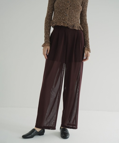 CLANE（クラネ）の「SHEER TUCK PANTS（その他パンツ・レディース・ボルドー/ブラック/アイボリー・0/1/2）」の3枚目の写真
