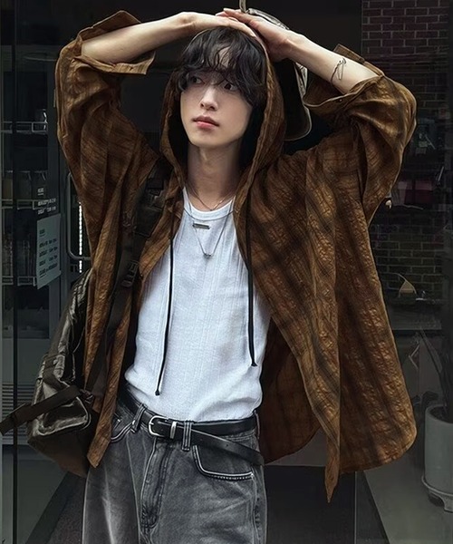 VIBGYOR(ヴィブジョー)の「オーバーサイズ チェックフーディーシャツ/ユニセックス(CZ)(シャツ/ブラウス・レディース・ブラウン/グレー/ブルー・MEDIUM/LARGE)」の9枚目の写真