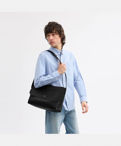 ラドロー メッセンジャー バッグ（メッセンジャーバッグ）｜COACH