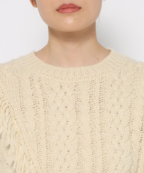 LOWRYS FARM（ローリーズファーム）の「ケーブルフリンジSHORT丈　588920（ポロシャツ・レディース・アイボリー/レッド/ブラウン・FREE）」の17枚目の写真