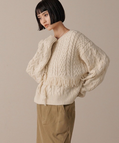 LOWRYS FARM（ローリーズファーム）の「ケーブルフリンジSHORT丈　588920（ポロシャツ・レディース・アイボリー/レッド/ブラウン・FREE）」の9枚目の写真