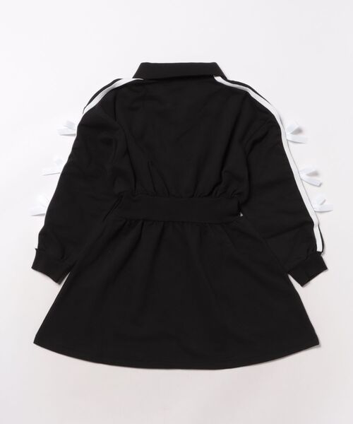 PINKHUNT（ピンクハント）の「PINKHUNT ピンクハント 袖ラインスウェットワンピース 0962K（ワンピース・キッズ・ブラック/アッシュグレー・130cm/120cm/140cm/150cm/160cm）」の3枚目の写真