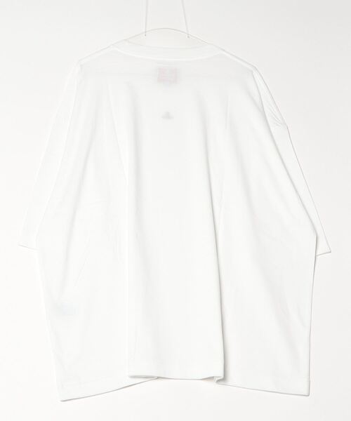 Vivienne Westwood MAN(ヴィヴィアンウエストウッドマン)の「ONEPOINT BIG T-SHIRT(Tシャツ/カットソー・メンズ・ブラック/ホワイト・FREE)」の3枚目の写真
