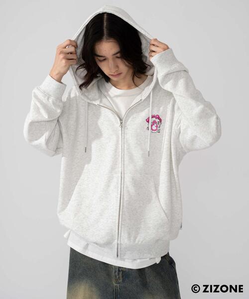 WEGO(ウィゴー)の「WEGO/ZIZONE別注グラフィックZIPパーカー(パーカー・メンズ・ネイビー/アッシュグレー・MEDIUM/LARGE)」の2枚目の写真