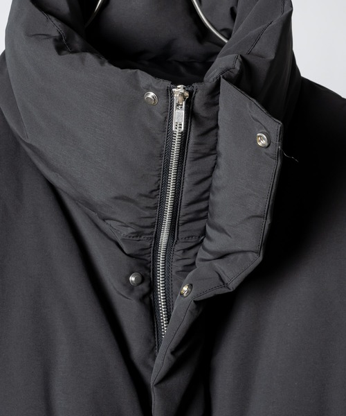 KUUUPY（クーピー）の「High-Neck Volume Padded Jacket - ハイネックボリュームパデッドジャケット（ダウンジャケット/コート・メンズ・ブラック/グレー・SMALL/MEDIUM/LARGE）」の9枚目の写真