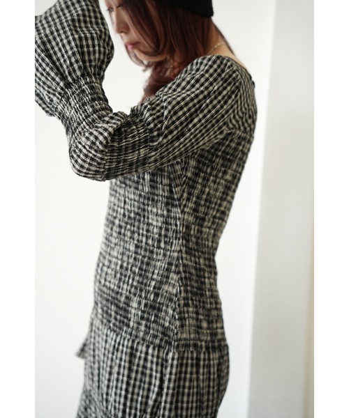 セール】shirring bell sleeve onepiece（ワンピース）｜Katrin TOKYO