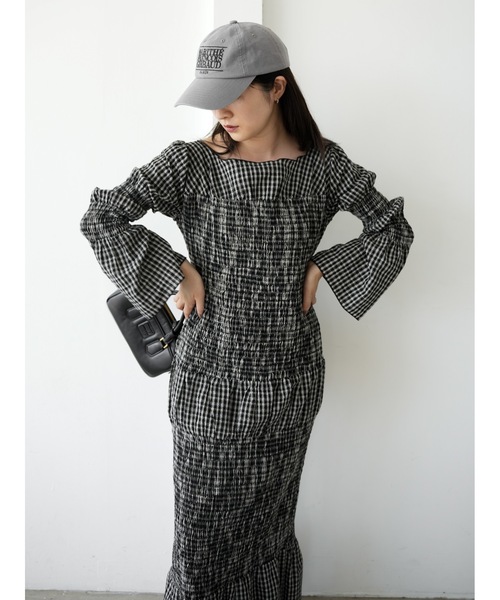 セール】shirring bell sleeve onepiece（ワンピース）｜Katrin TOKYO