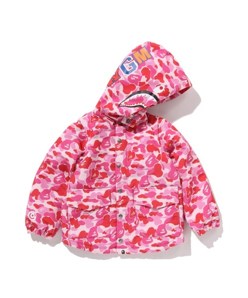A BATHING APE(アベイシングエイプ)の「ABC CAMO SHARK 4WAY JACKET(ダウンジャケット/コート・キッズ・グリーン/ブルー/ピンク・110/130/120/100/140)」の3枚目の写真