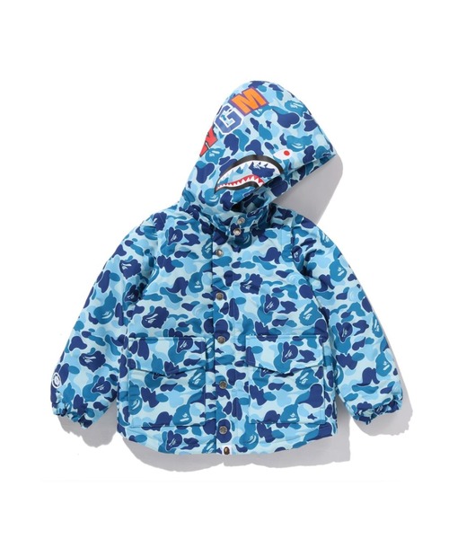 A BATHING APE（アベイシングエイプ）の「ABC CAMO SHARK 4WAY JACKET（ダウンジャケット/コート・キッズ・グリーン/ブルー・110/130/120/100/140）」の2枚目の写真
