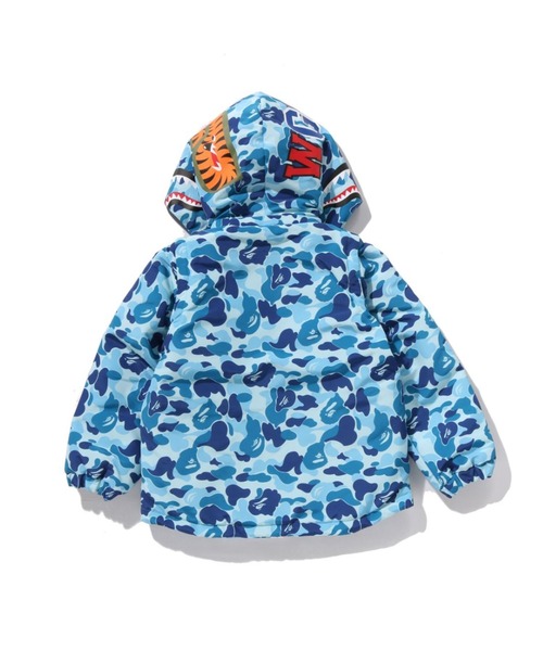 A BATHING APE（アベイシングエイプ）の「ABC CAMO SHARK 4WAY JACKET（ダウンジャケット/コート・キッズ・グリーン/ブルー・110/130/120/100/140）」の7枚目の写真