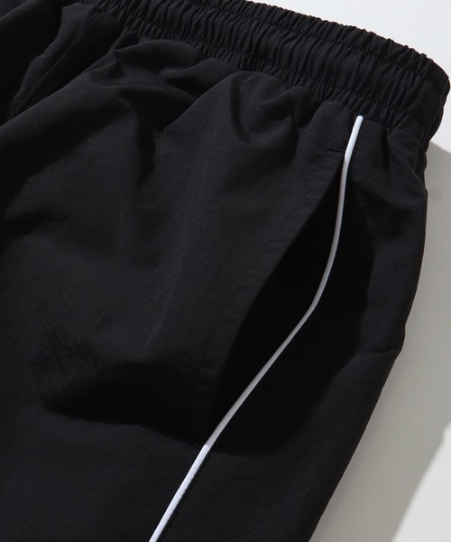 FUBU（ フブ）の「【FUBU/フブ】 Nylon Track Pants / ナイロン トラック パンツ（その他パンツ・メンズ・ブラック/チャコールグレー/ホワイト・M/L/XL）」の16枚目の写真