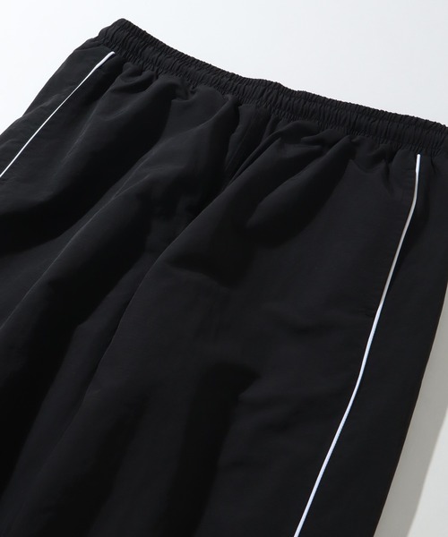 FUBU（ フブ）の「【FUBU/フブ】 Nylon Track Pants / ナイロン トラック パンツ（その他パンツ・メンズ・ブラック/チャコールグレー/ホワイト・M/L/XL）」の12枚目の写真