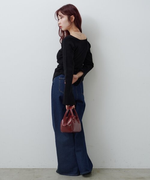 Kastane(カスタネ)の「【4色展開/2WAY】ボックスminiボストンバッグ(トートバッグ・レディース・アイボリー/ブラック/バーガンディー/ベージュ・FREE)」の19枚目の写真