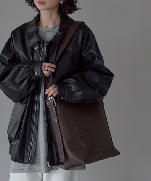 GUSCIO（グッシオ）の「【グッシオベーシック】ワンショルダー２WAYトートバッグ　A4　通勤通学（ビジネスバッグ・レディース・ブラウン/キャメル/ベージュ/ブラック・FREE）」の19枚目の写真