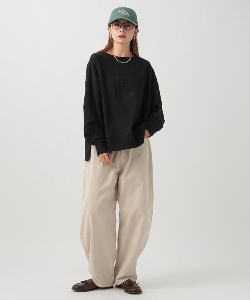 BAYFLOW（ベイフロー）の「[着膨れしない素材感]アソートロゴスウェットプルオーバー（Tシャツ/カットソー・レディース・ブラック/ベージュ/ボルドー・FREE）」の4枚目の写真