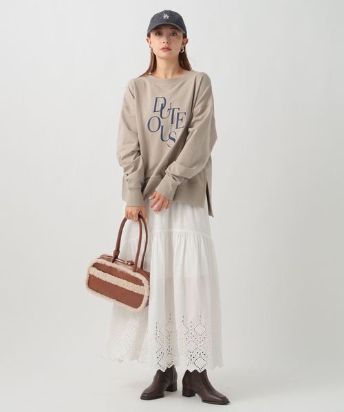 BAYFLOW（ベイフロー）の「[着膨れしない素材感]アソートロゴスウェットプルオーバー（Tシャツ/カットソー・レディース・ブラック/ベージュ/ボルドー・FREE）」の8枚目の写真