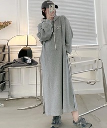 BY THE BAY（バイザベイ）の「ワンピース/カレッジロゴスウェットロングワンピース（ワンピース）」