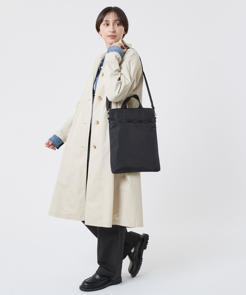 LeSportsac（レスポートサック）の「N/S LAPTOP BAG リサイクルドブラックJP（ショルダーバッグ・レディース・ブラック・FREE）」の3枚目の写真