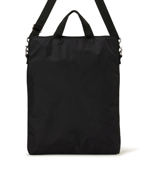 LeSportsac（レスポートサック）の「N/S LAPTOP BAG リサイクルドブラックJP（ショルダーバッグ・レディース・ブラック・FREE）」の6枚目の写真