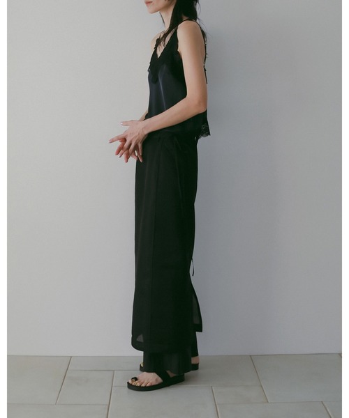 anuke（アンヌーク）の「Sheer Knit Skirt（スカート・レディース・ブラック/アイボリー・FREE）」の6枚目の写真