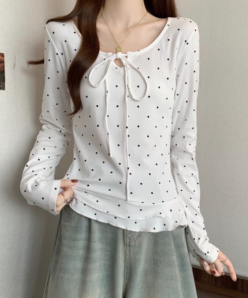 GEMEDA(ジェメダ)の「リボンタイドットトップス(Tシャツ/カットソー・レディース・グレー/オフホワイト・M)」の1枚目の写真