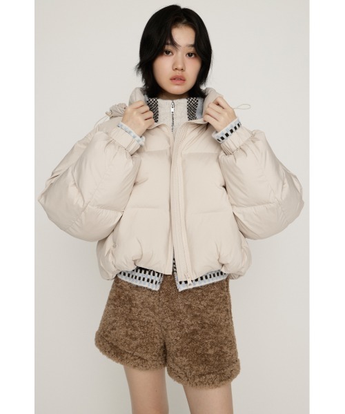 SLY（スライ）の「2WAY PUFFER BZ 2ウェイ パッファーブルゾン 秋服 冬服（ブルゾン・レディース・アイボリー/ブラック/マルチ・1/2）」の16枚目の写真