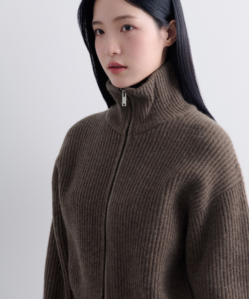 MUSINSA STANDARD WOMAN（ムシンサスタンダードウーマン）の「ウィメンズラムウールリブニットジップアップ[ヘッダーブラウン]（カーディガン/ボレロ・レディース・その他・SMALL/MEDIUM/LARGE）」の4枚目の写真