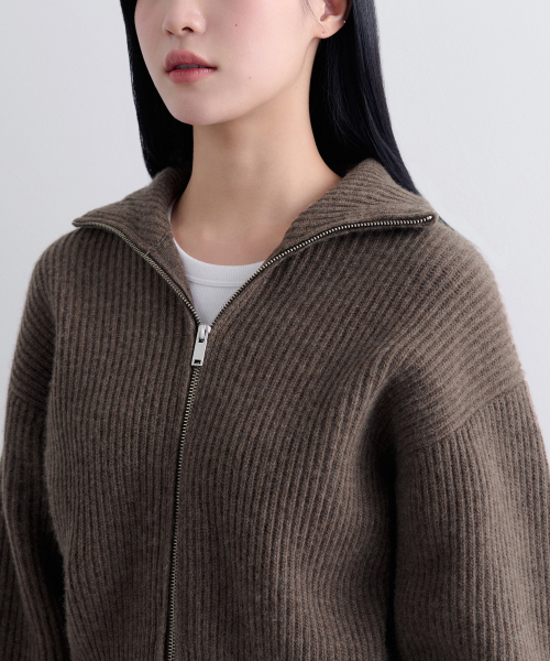MUSINSA STANDARD WOMAN（ムシンサスタンダードウーマン）の「ウィメンズラムウールリブニットジップアップ[ヘッダーブラウン]（カーディガン/ボレロ・レディース・その他・SMALL/MEDIUM/LARGE）」の5枚目の写真