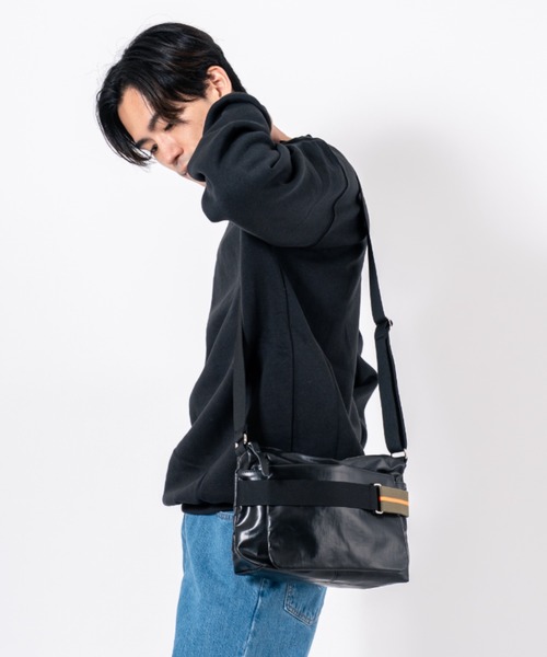 Jack Gomme(ジャックゴム)の「【JACK GOMME】ショルダーバッグ メッセンジャーバッグ RIGA Sac besace(ショルダーバッグ・メンズ・ベージュ/ブラック・FREE)」の9枚目の写真