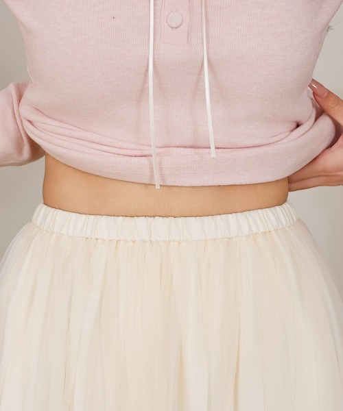 Anely（アネリー）の「ヘンリーネック レース リボン カット トップス（Tシャツ/カットソー・レディース・ブラック/アイボリー/グレー/ピンク・FREE）」の7枚目の写真