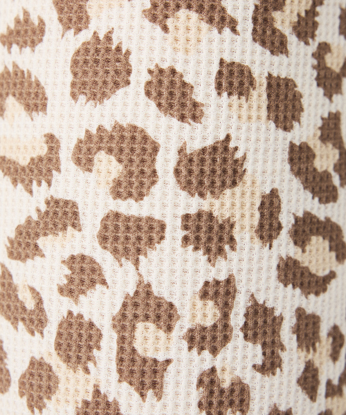 FRUIT OF THE LOOM（フルーツオブザルーム）の「【FRUIT OF THE LOOM/フルーツ オブ ザ ルーム】【上下2点セット】ワッフルルームウエアアニマル/アニマル/ギフト/おうち/パジャマ【WEB限定】（ルームウェア/パジャマ・レディース・ブラック/グレー/ブラウン・M/L）」の7枚目の写真